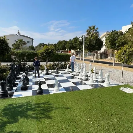 Cozy Garden Apartment, Terrace Near Sea For Up To 6 People Apartamento Akanthou