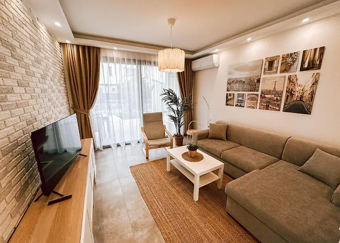 New Cozy Garden Pool & Terrace Near Sea For Up To 6 People *