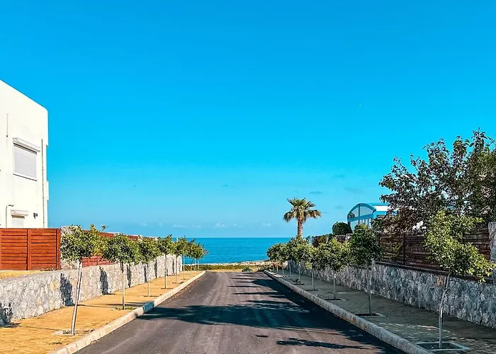 New Cozy Garden Pool & Terrace Near Sea For Up To 6 People * Akanthou